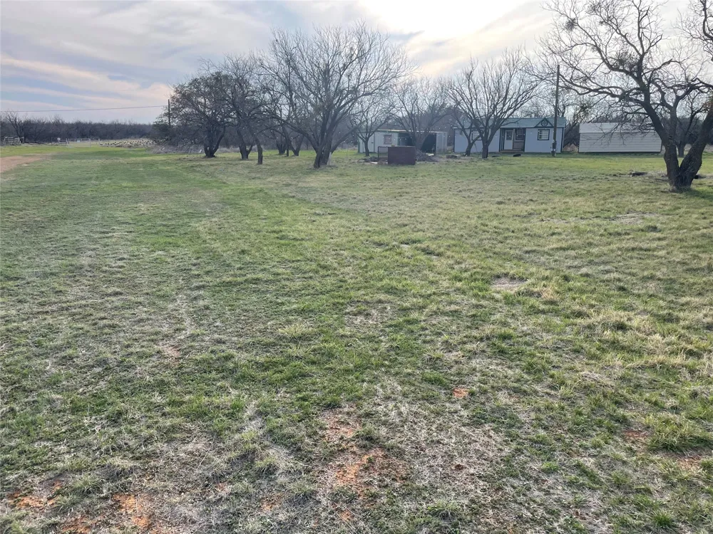 1119 County Road 408 Breckenridge, TX 76424