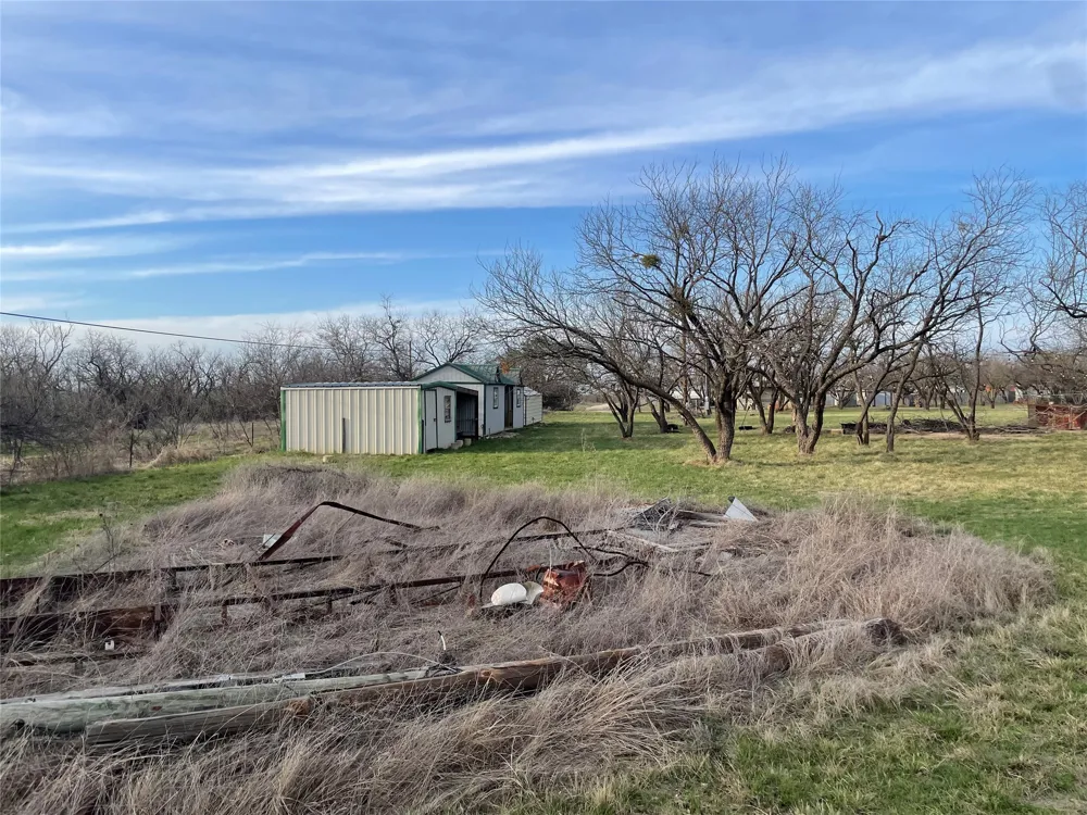 1119 County Road 408 Breckenridge, TX 76424