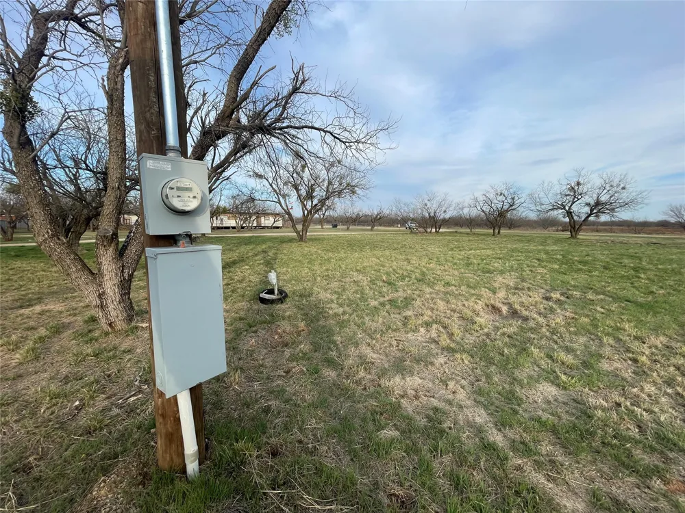 1119 County Road 408 Breckenridge, TX 76424