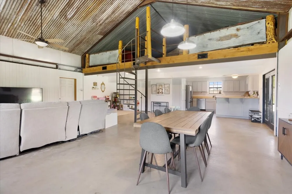 97 CR 2640 Mt Pleasant, TX 75455