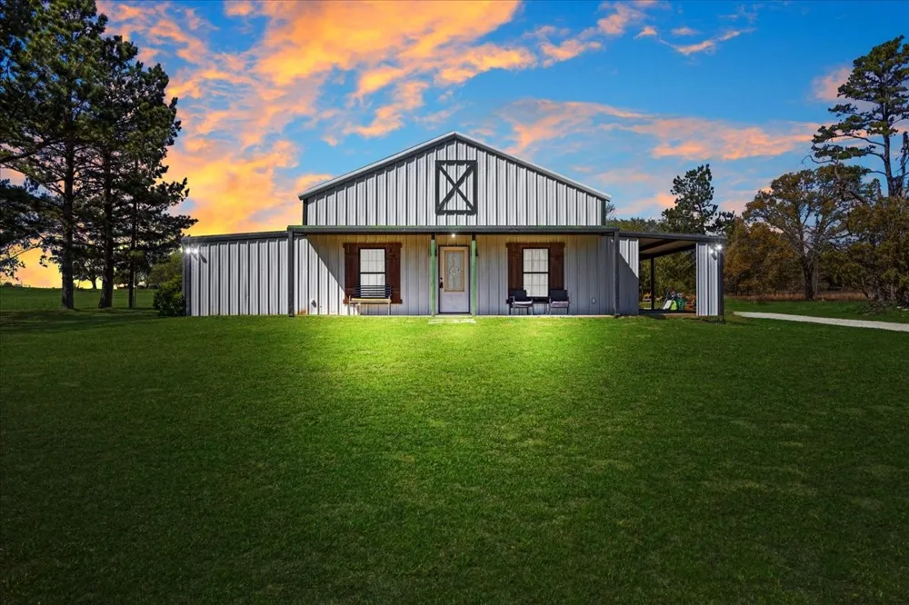 97 CR 2640 Mt Pleasant, TX 75455