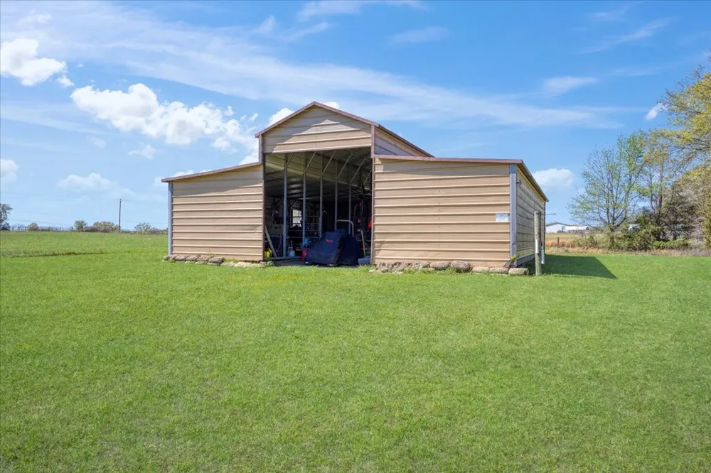 97 CR 2640 Mt Pleasant, TX 75455