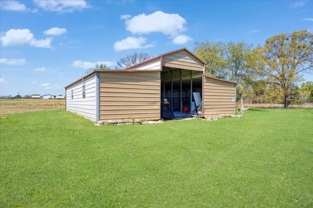 97 CR 2640 Mt Pleasant, TX 75455