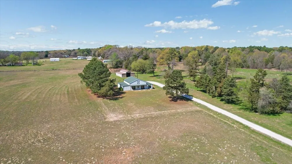97 CR 2640 Mt Pleasant, TX 75455