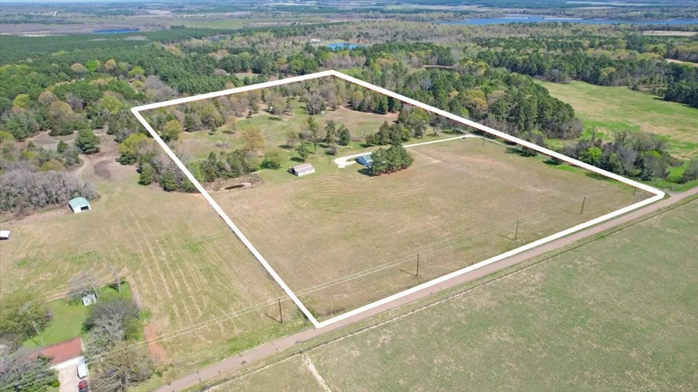97 CR 2640 Mt Pleasant, TX 75455