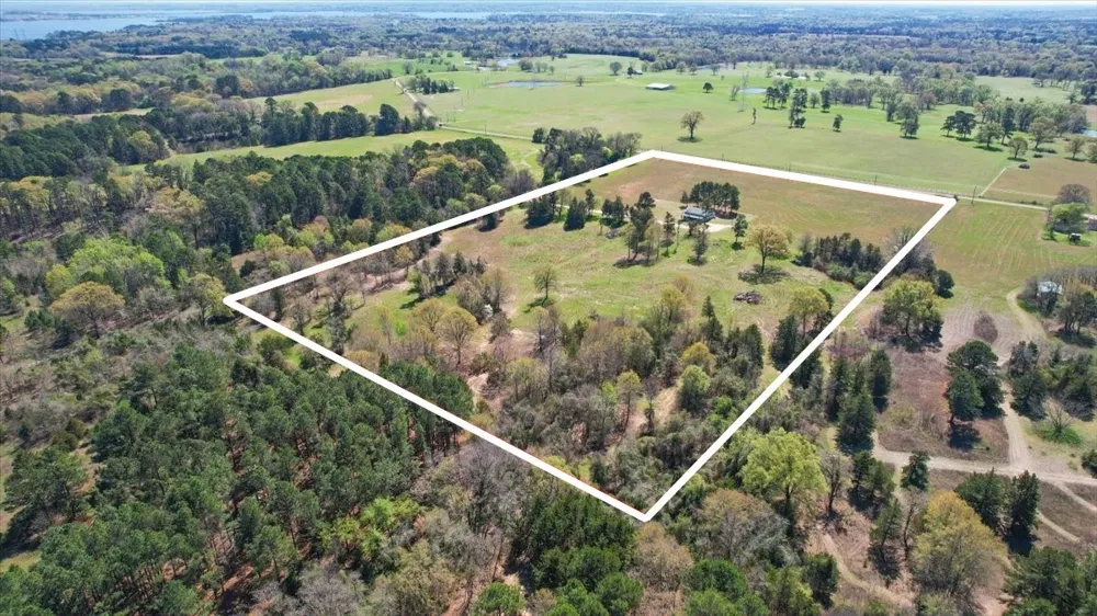 97 CR 2640 Mt Pleasant, TX 75455