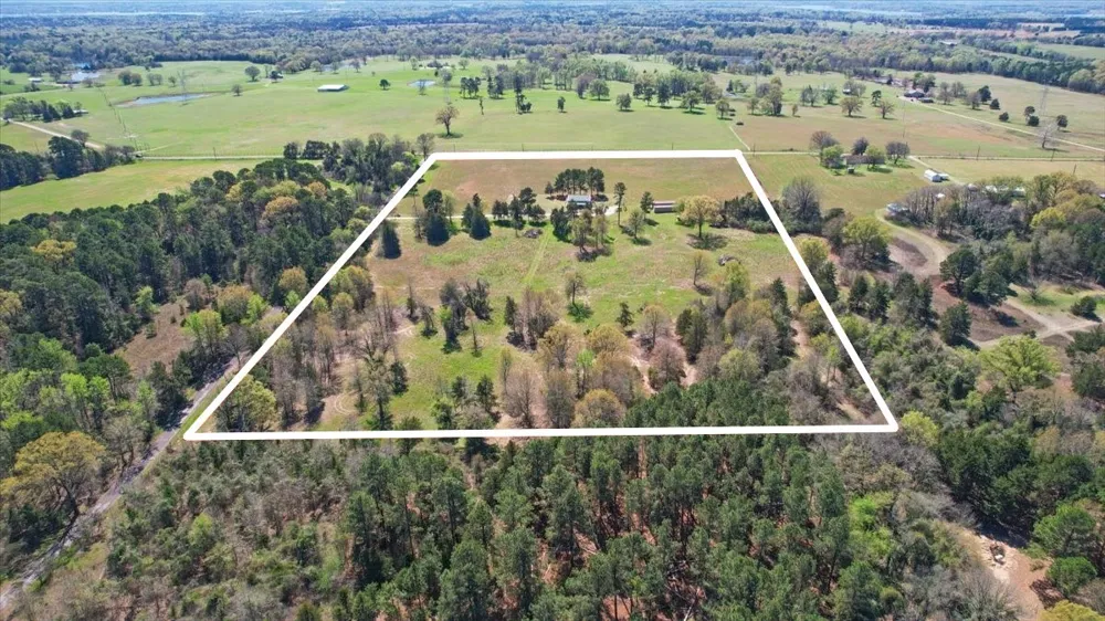 97 CR 2640 Mt Pleasant, TX 75455