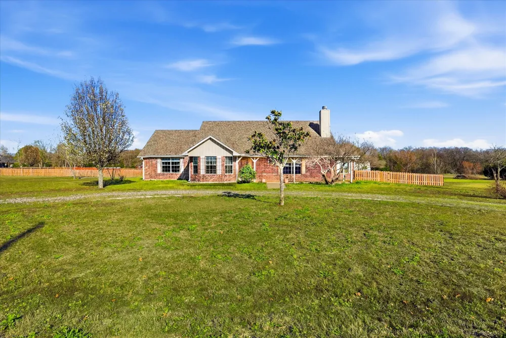 112 Harli Drive Trenton, TX 75490