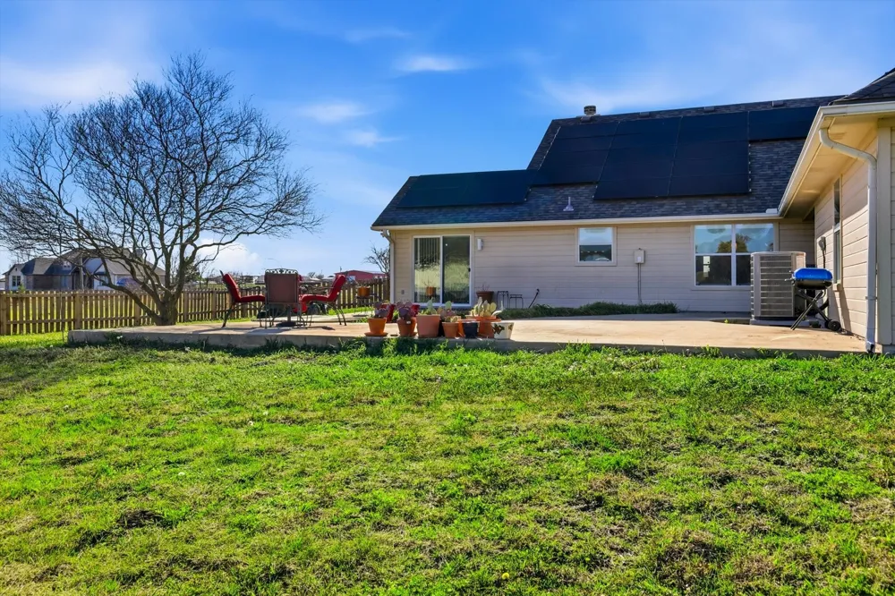 112 Harli Drive Trenton, TX 75490