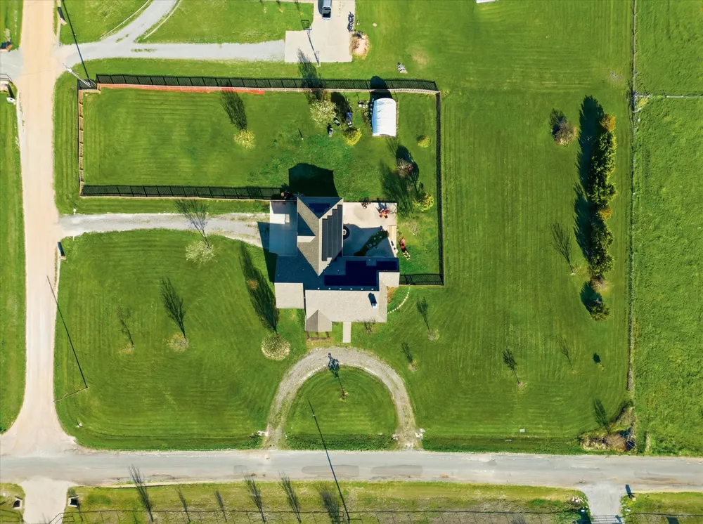 112 Harli Drive Trenton, TX 75490