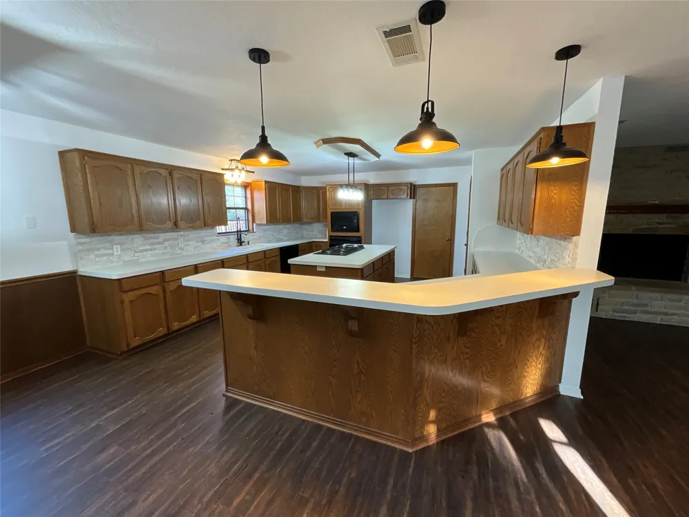 999 W Boynton st Hamilton, TX 76531