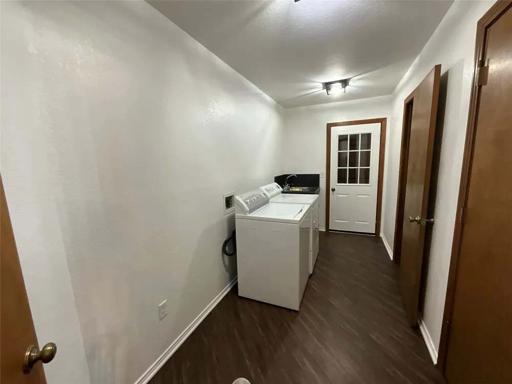 999 W Boynton st Hamilton, TX 76531