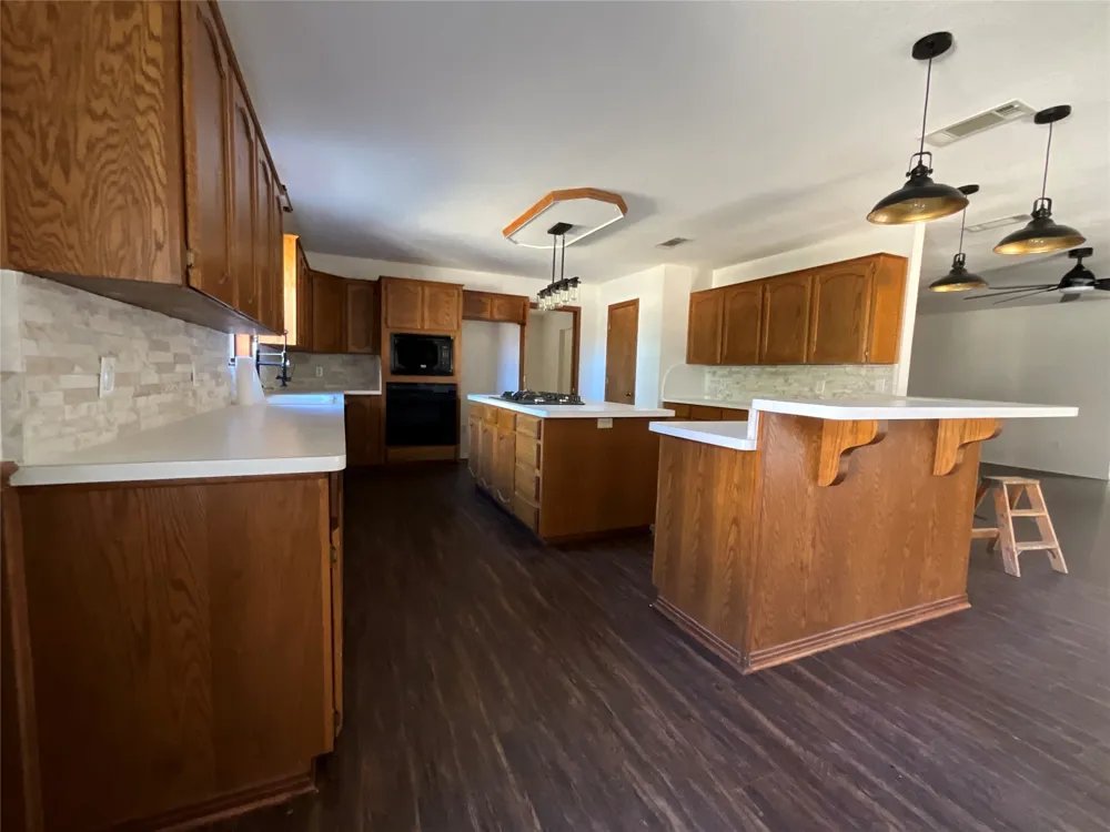 999 W Boynton st Hamilton, TX 76531