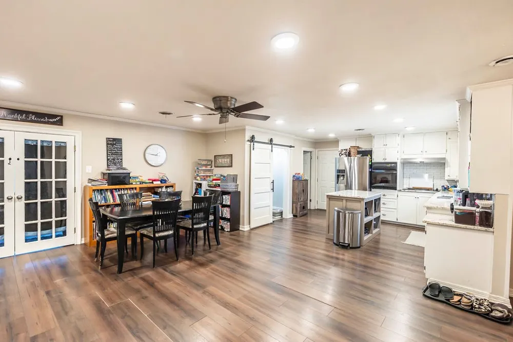 809 E Highway 82 Nocona, TX 76255