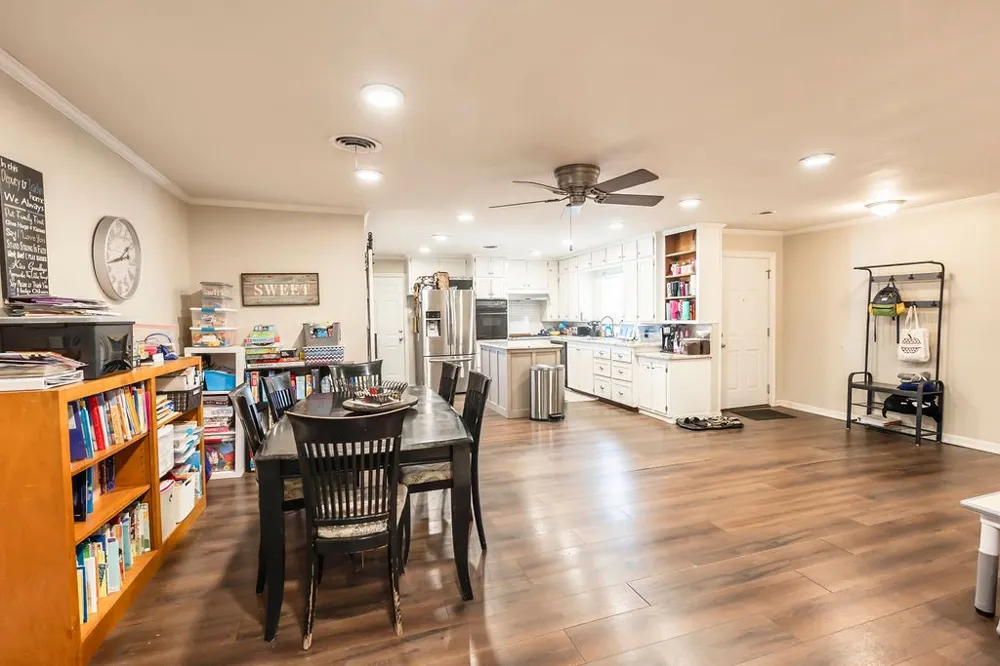 809 E Highway 82 Nocona, TX 76255