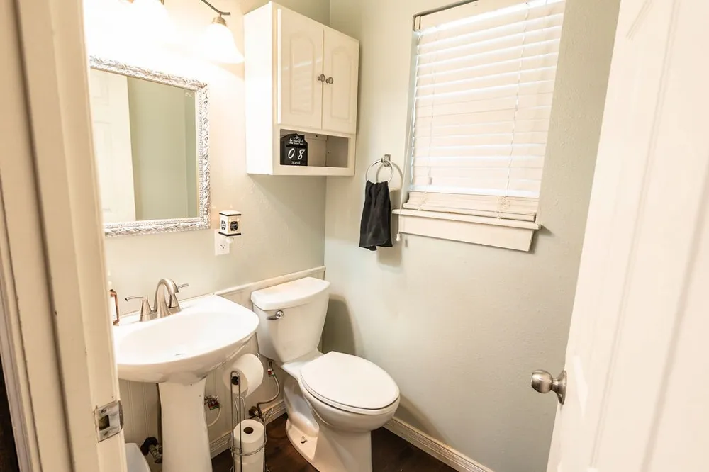 809 E Highway 82 Nocona, TX 76255