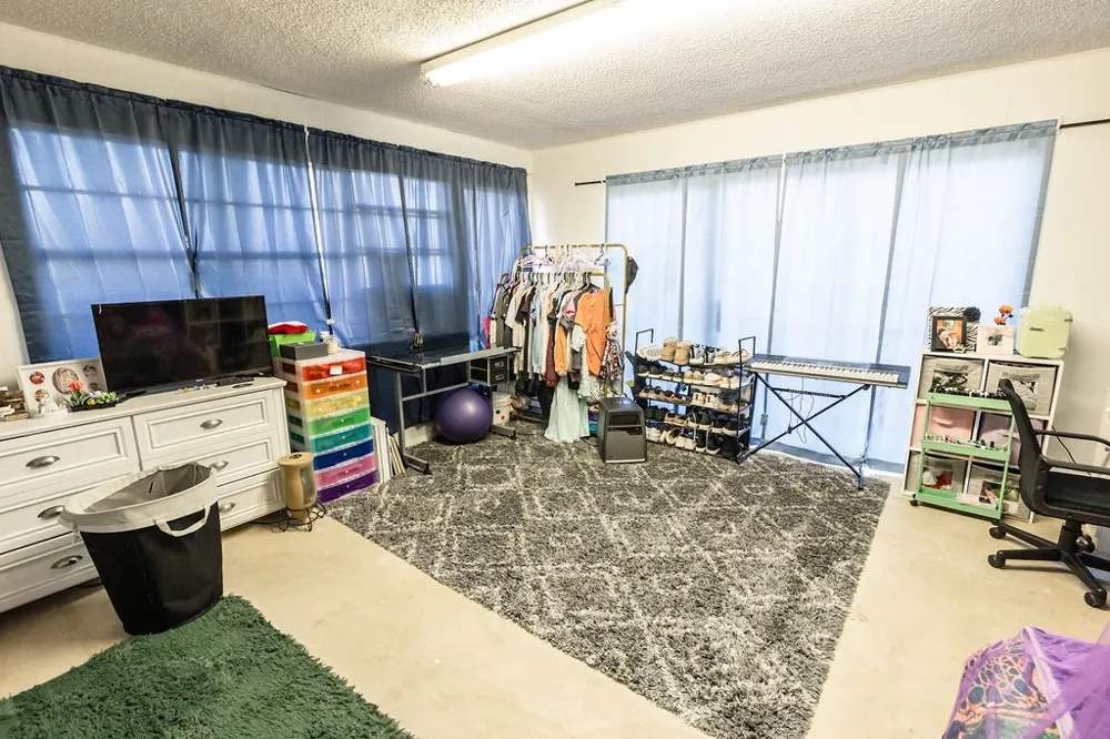 809 E Highway 82 Nocona, TX 76255