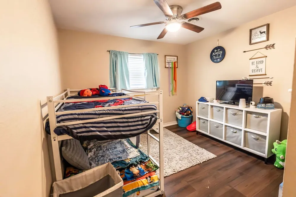 809 E Highway 82 Nocona, TX 76255