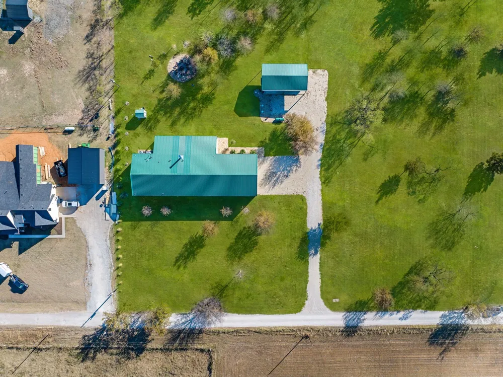 650 Scoggins Road Tioga, TX 76271