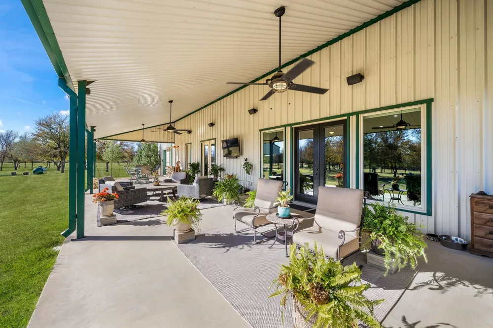 650 Scoggins Road Tioga, TX 76271