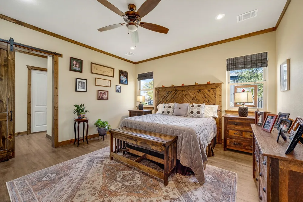 650 Scoggins Road Tioga, TX 76271