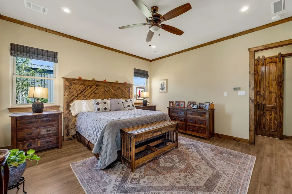 650 Scoggins Road Tioga, TX 76271