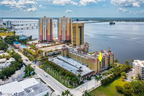 Palm Beach Boulevard #618