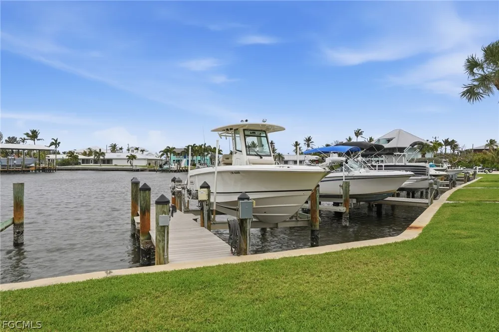 Bocilla Lane #10 Bokeelia, FL 33922