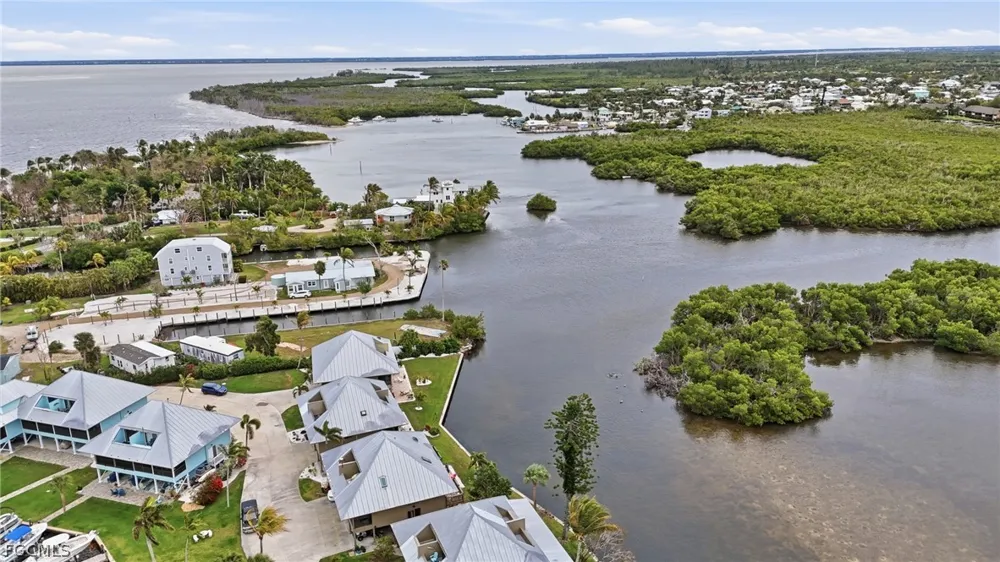 Bocilla Lane #10 Bokeelia, FL 33922