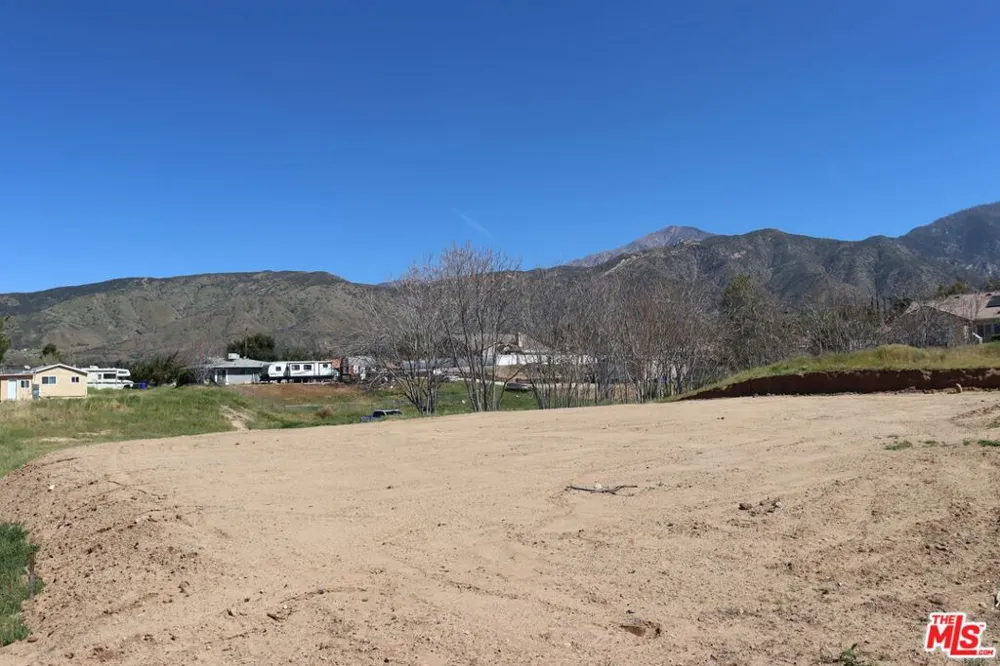 35425 Fir Avenue Yucaipa, CA 92399