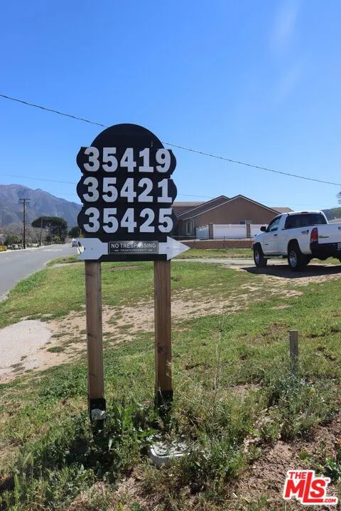 35425 Fir Avenue Yucaipa, CA 92399