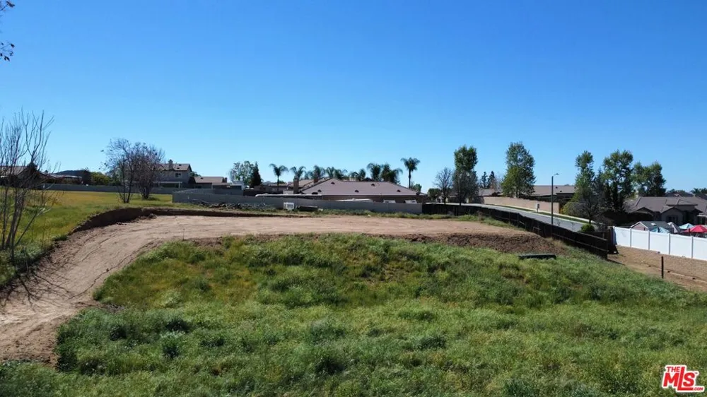 35425 Fir Avenue Yucaipa, CA 92399