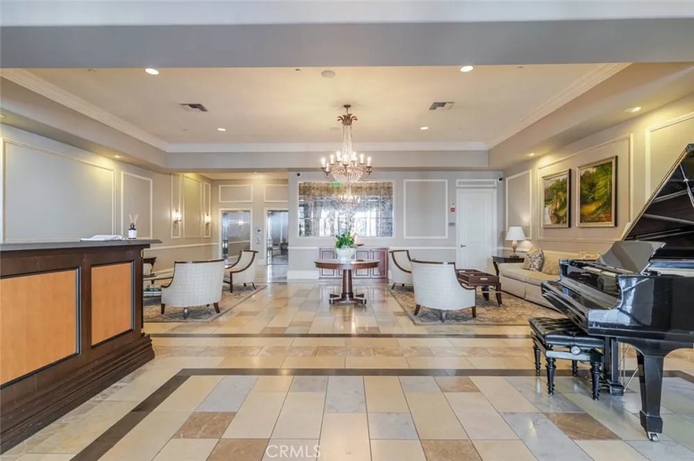 352 Caruso Avenue Glendale, CA 91210