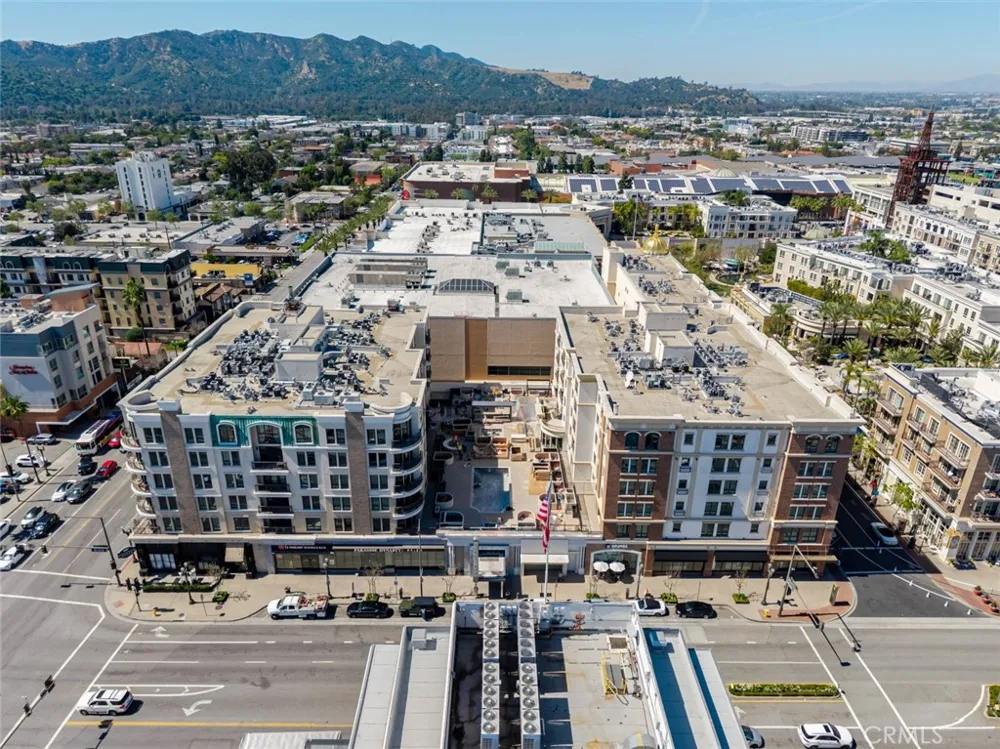 352 Caruso Avenue Glendale, CA 91210
