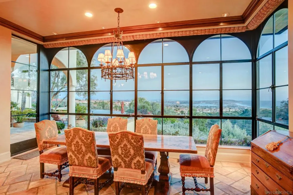 5806 Bucknell Ave La Jolla, CA 92037