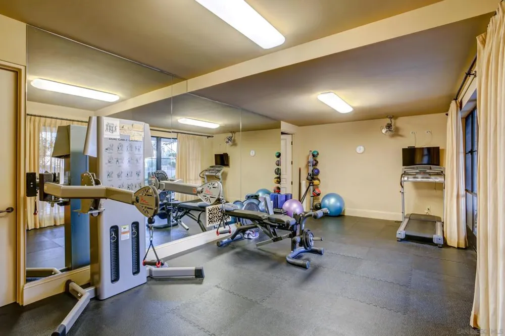 5806 Bucknell Ave La Jolla, CA 92037
