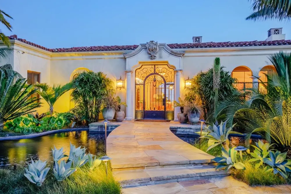5806 Bucknell Ave La Jolla, CA 92037