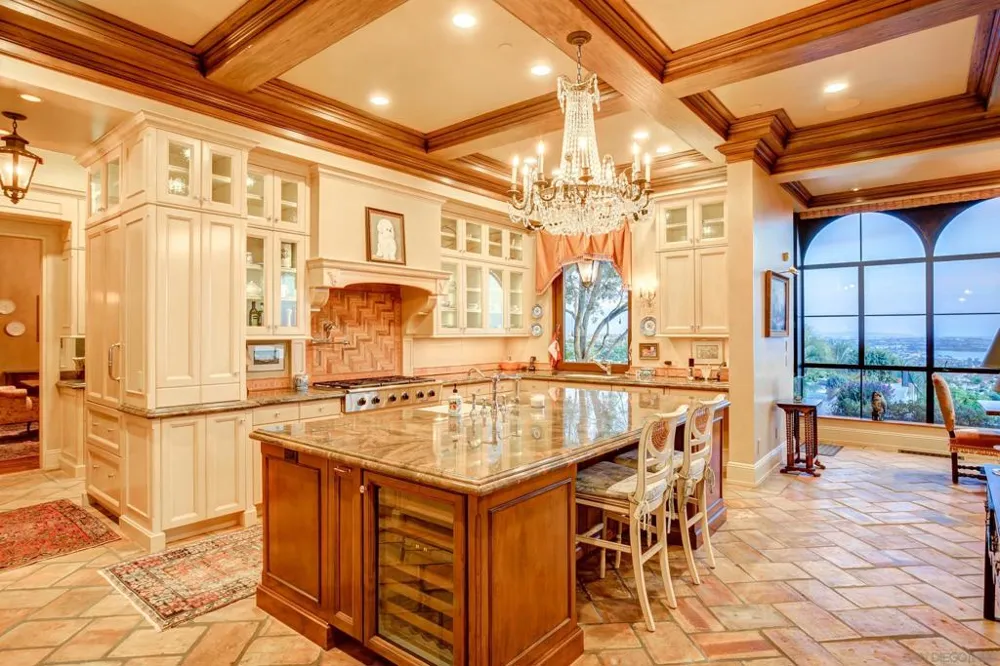 5806 Bucknell Ave La Jolla, CA 92037
