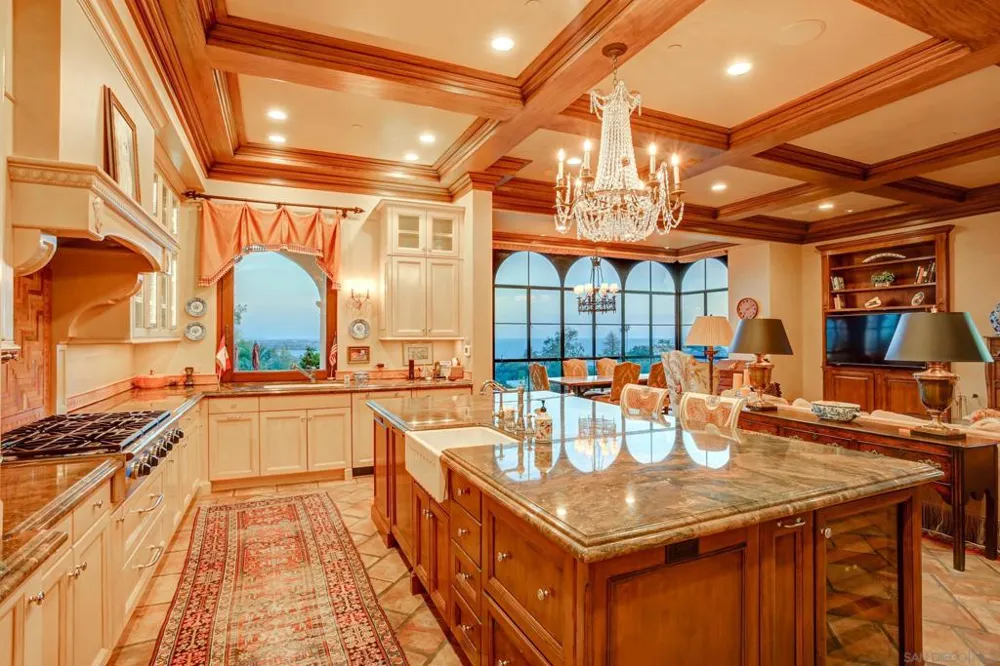5806 Bucknell Ave La Jolla, CA 92037