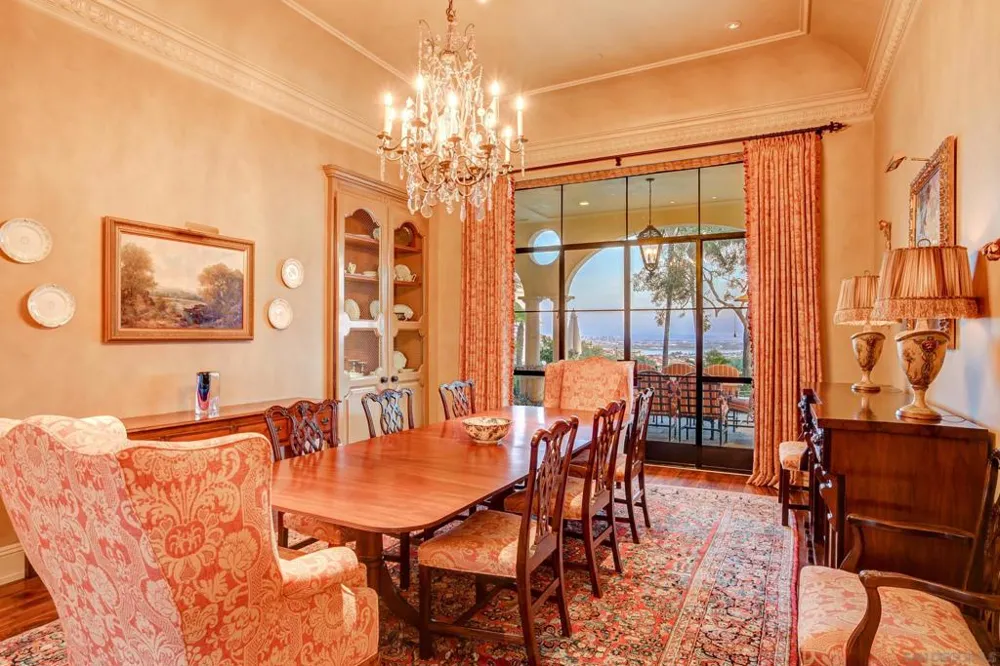 5806 Bucknell Ave La Jolla, CA 92037