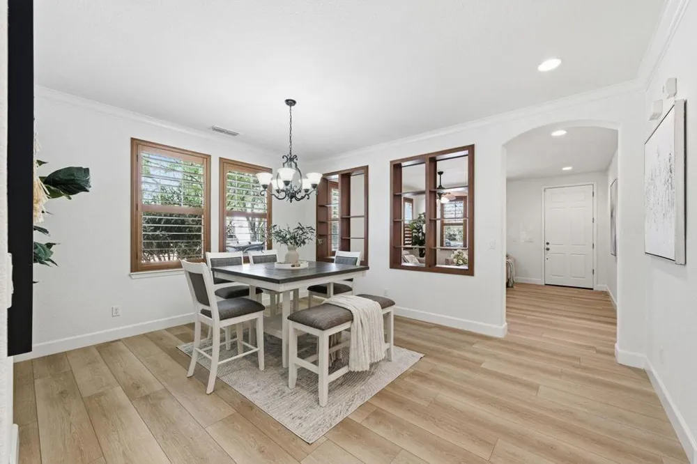 698 W Rico Way Mountain House, CA 95391