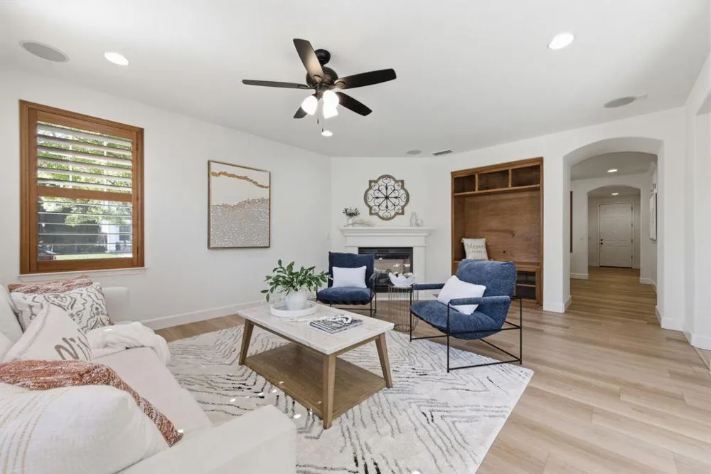 698 W Rico Way Mountain House, CA 95391