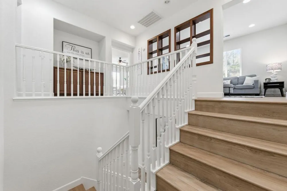 698 W Rico Way Mountain House, CA 95391