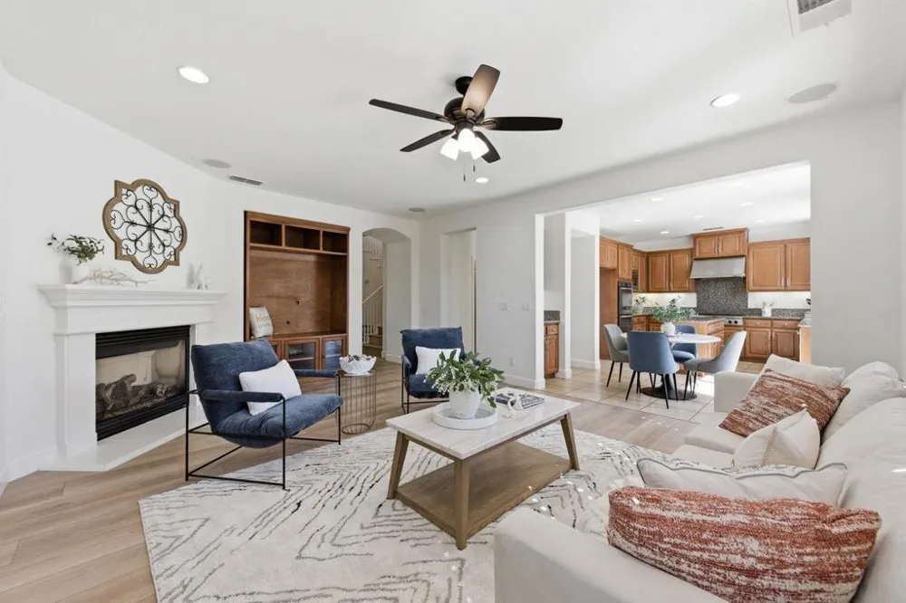 698 W Rico Way Mountain House, CA 95391