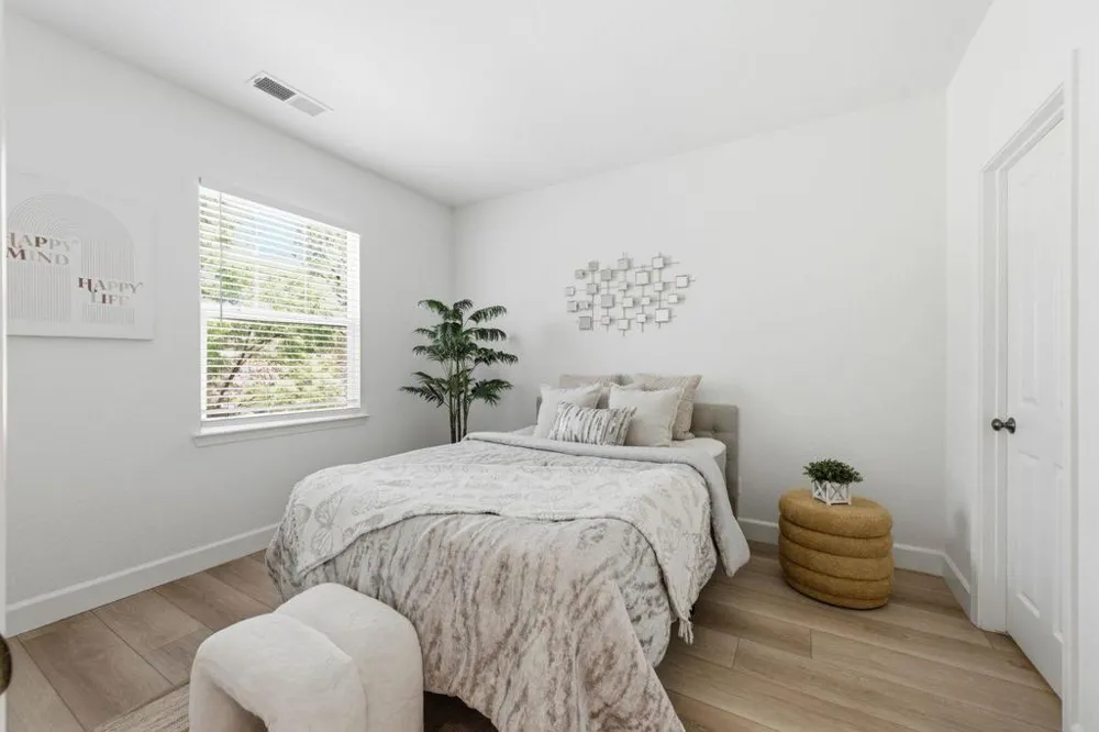 698 W Rico Way Mountain House, CA 95391