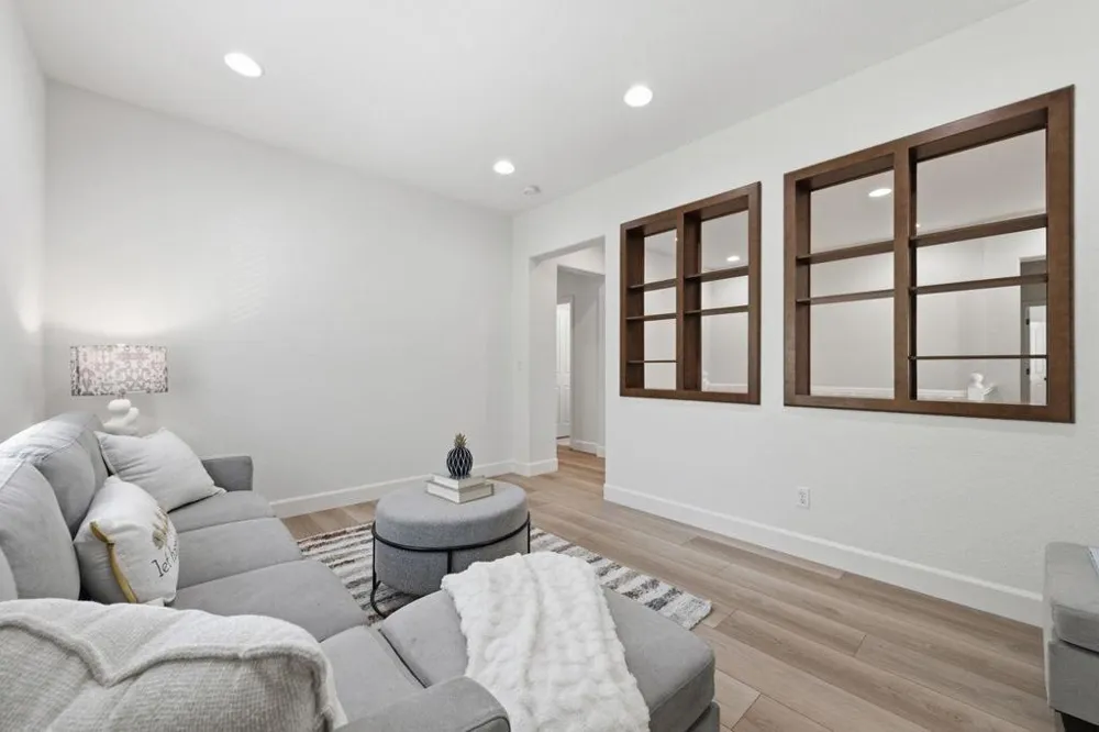 698 W Rico Way Mountain House, CA 95391