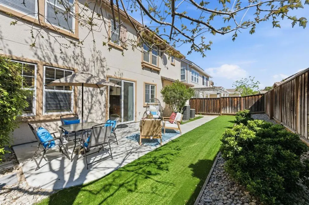 698 W Rico Way Mountain House, CA 95391