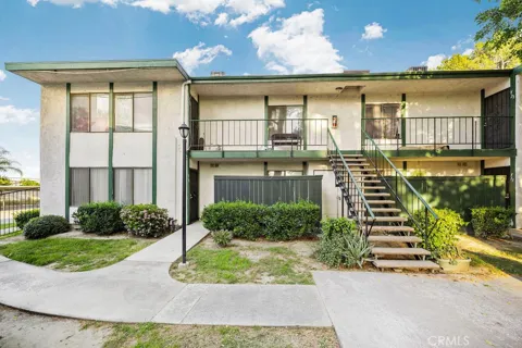 1735 E Washington F14 #F14