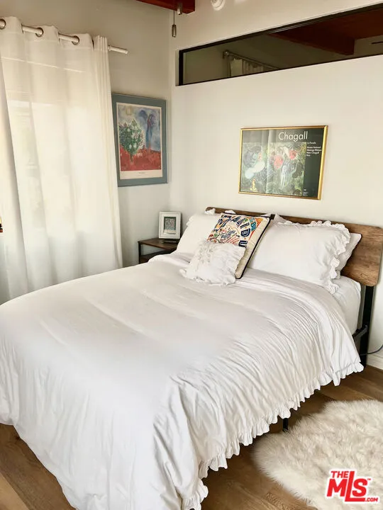 6232 TAPIA DRIVE #A Malibu, CA 90265