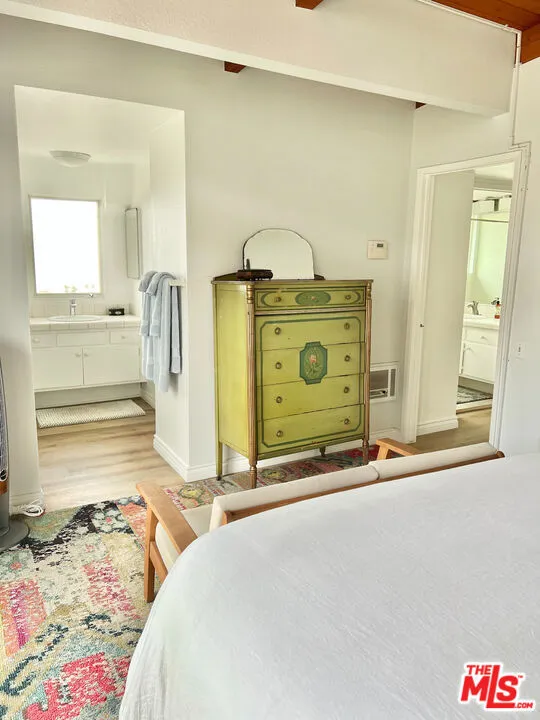 6232 TAPIA DRIVE #A Malibu, CA 90265